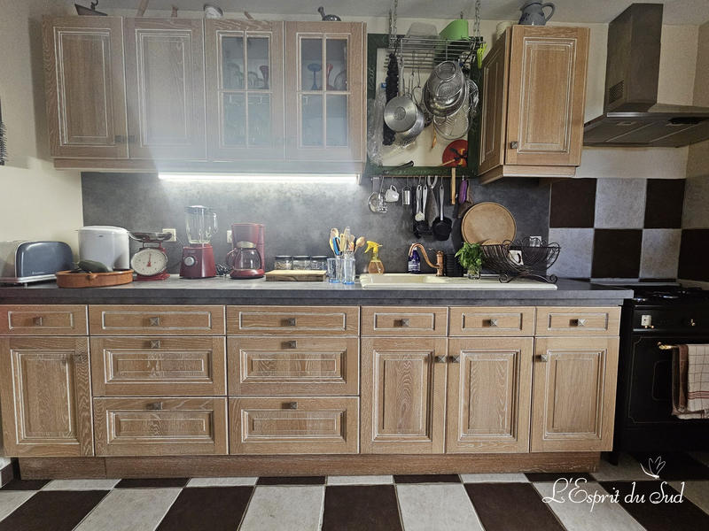 Maison - 230 m² - 7 pièces