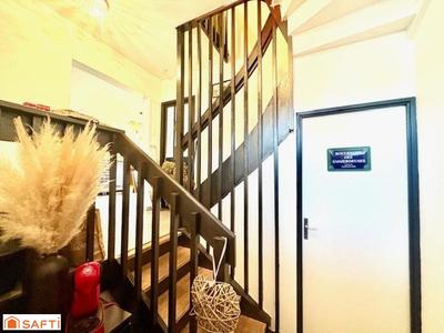 Maison - 98 m² - 6 pièces