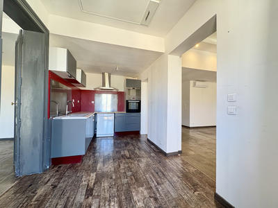 Appartement - 75 m² - 3 pièces