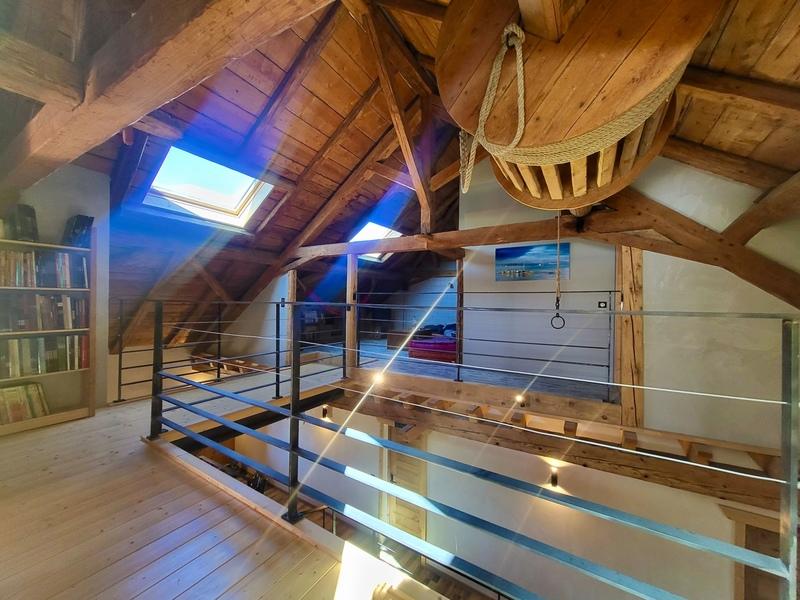 Maison en pierre - 300 m² - 10 pièces