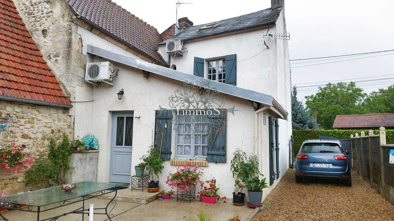 Maison - 93 m² - 5 pièces