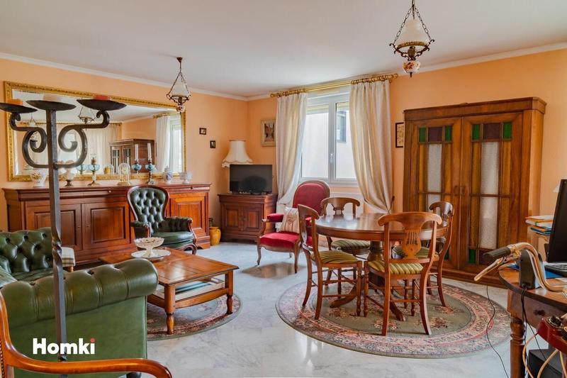 Appartement - 82 m² - 3 pièces