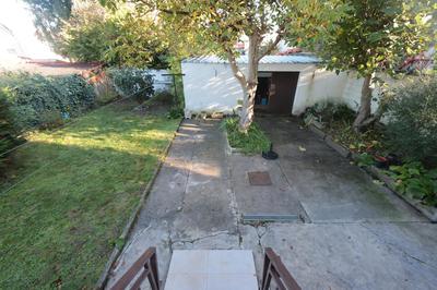 Maison - 177 m² - 7 pièces