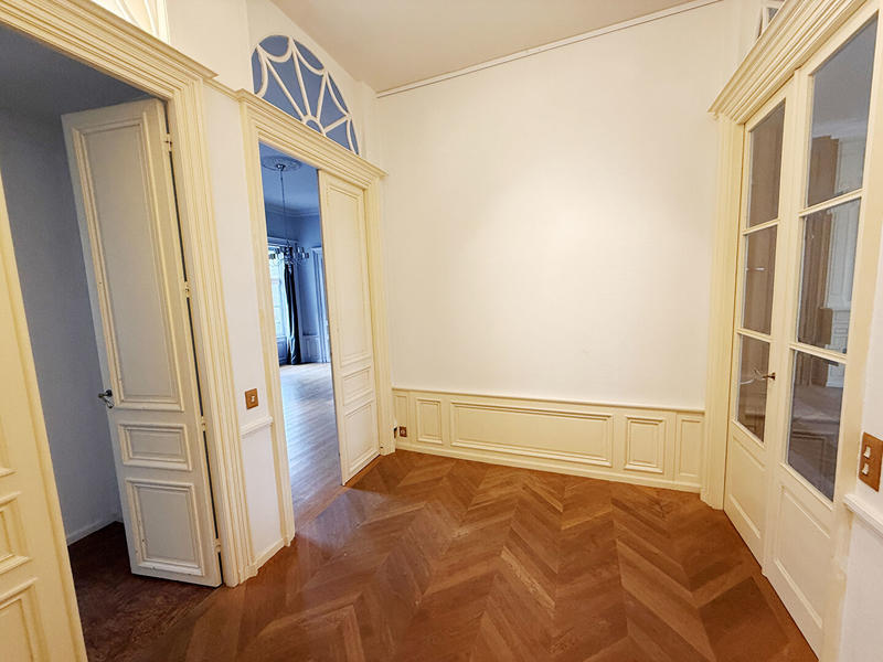 Appartement - 169 m² - 5 pièces