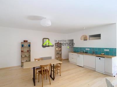 Maison - 191 m² - 4 pièces