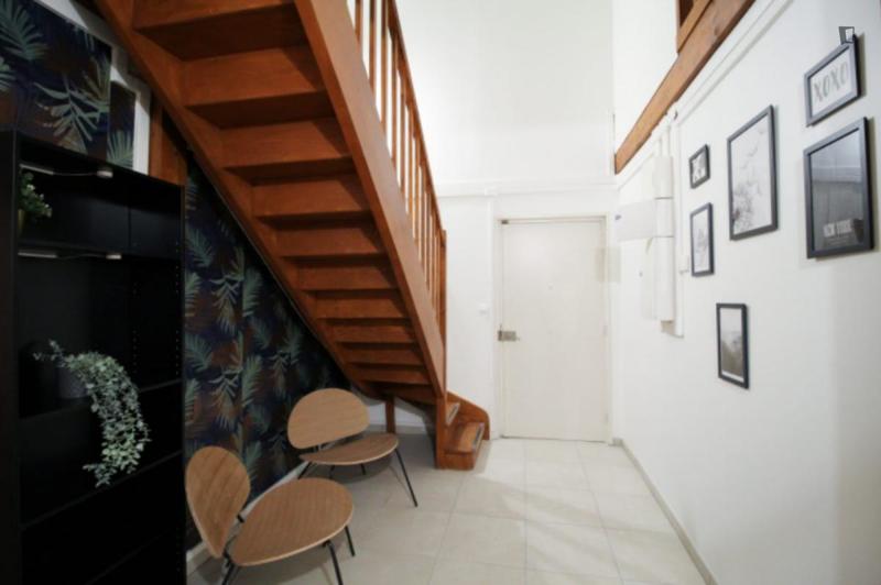 Chambre - 11 m² - 5 pièces