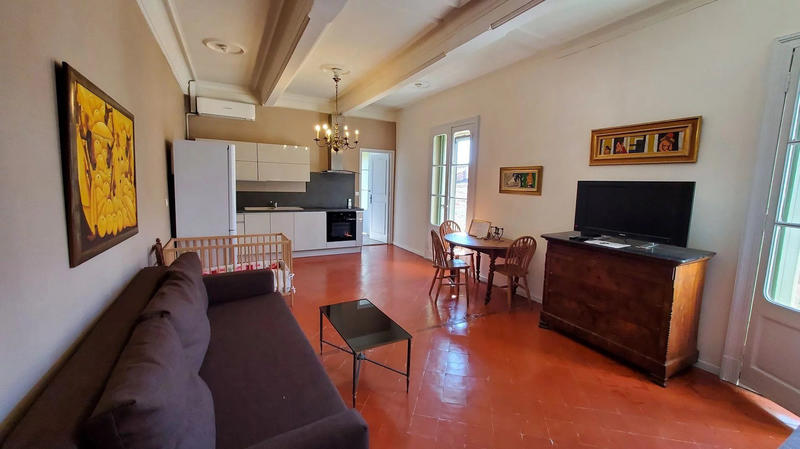 Maison - 430 m² - 18 pièces