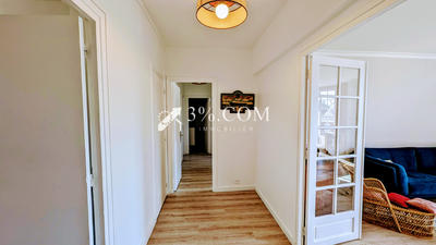 Appartement - 99 m² - 4 pièces