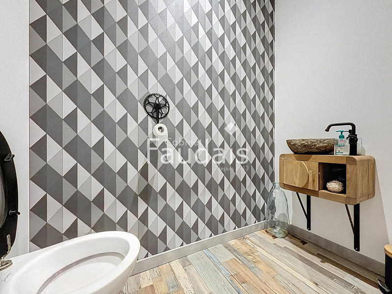 Maison - 122 m² - 5 pièces