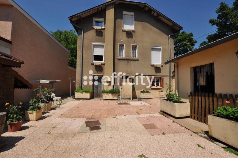 Maison - 157 m² - 6 pièces