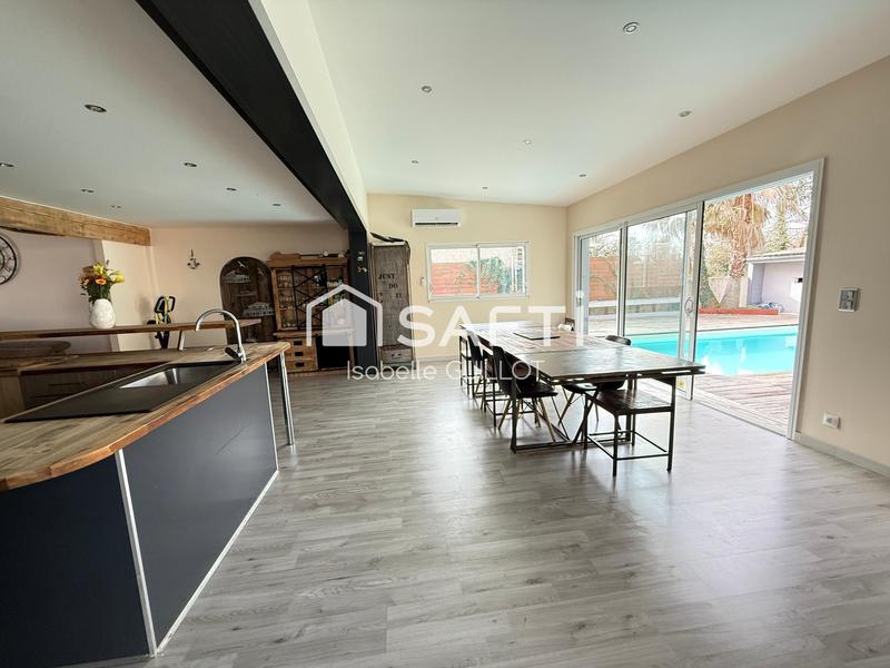 Maison - 170 m² - 8 pièces