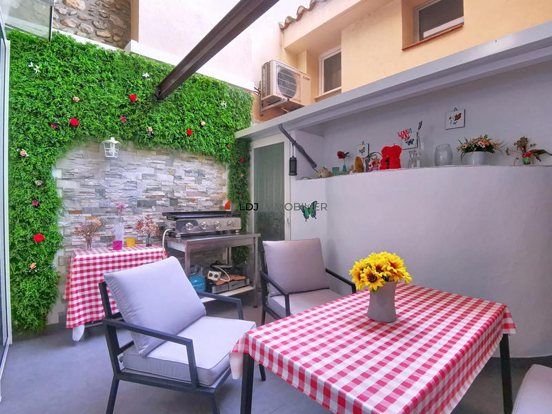 Maison - 196 m² - 5 pièces