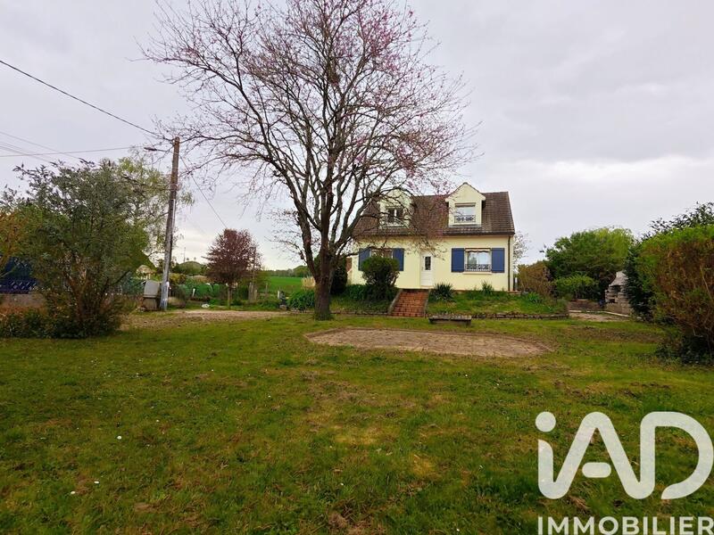 Maison - 92 m² - 4 pièces