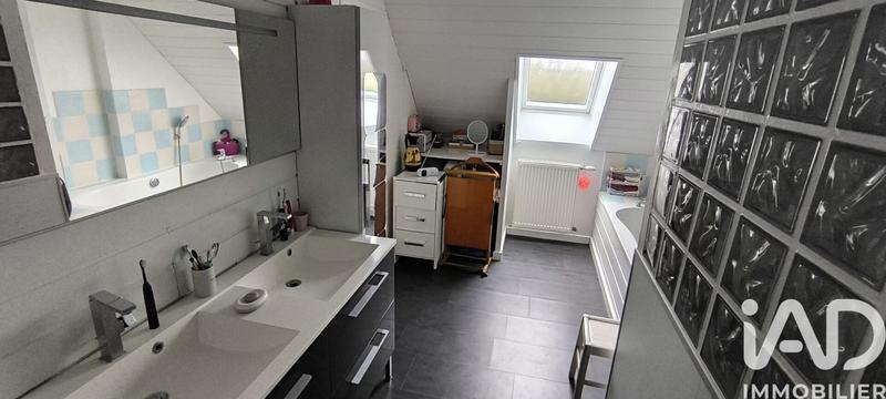 Maison - 139 m² - 5 pièces