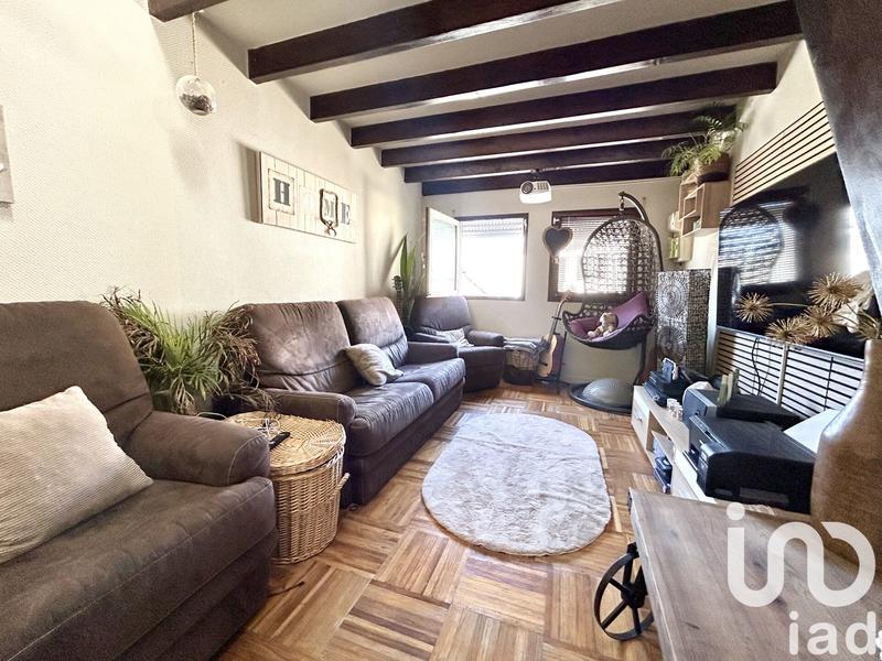 Maison - 90 m² - 5 pièces