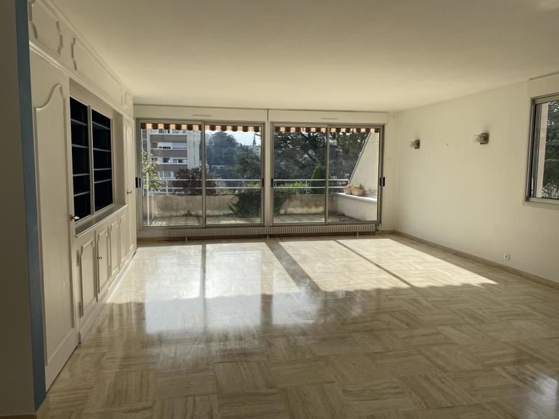 Appartement - 160 m² - 7 pièces