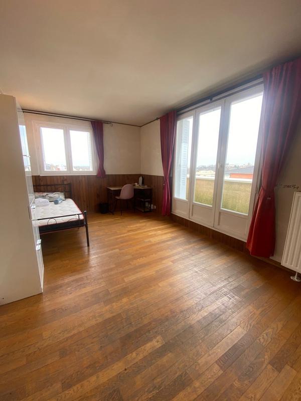 Appartement - 94 m² - 5 pièces