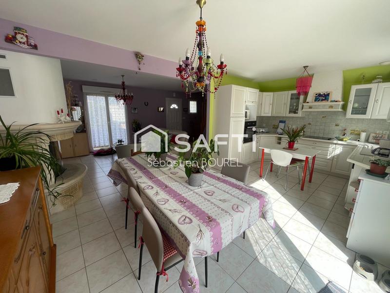 Maison - 100 m² - 6 pièces