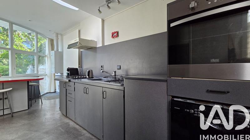 Maison - 174 m² - 6 pièces