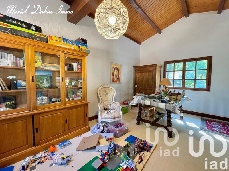 Maison - 201 m² - 5 pièces