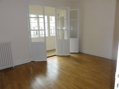 Appartement - 90 m² - 4 pièces