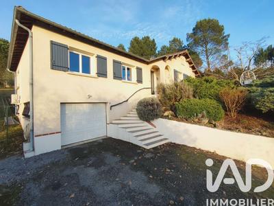 Maison - 151 m² - 6 pièces