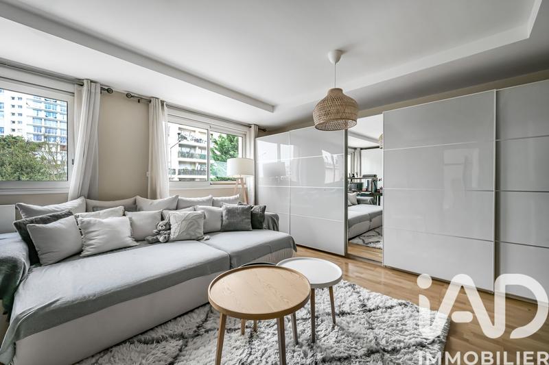 Maison - 273 m² - 8 pièces