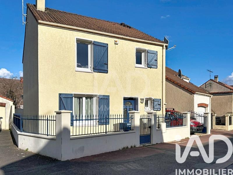 Maison - 88 m² - 4 pièces