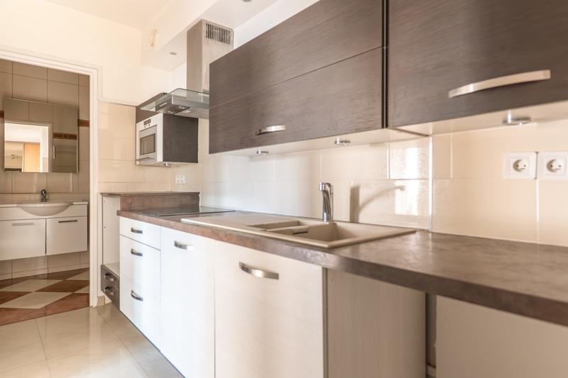 Appartement - 80 m² - 3 pièces