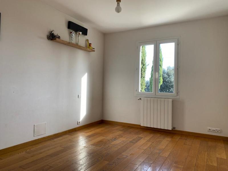 Maison - 211 m² - 6 pièces
