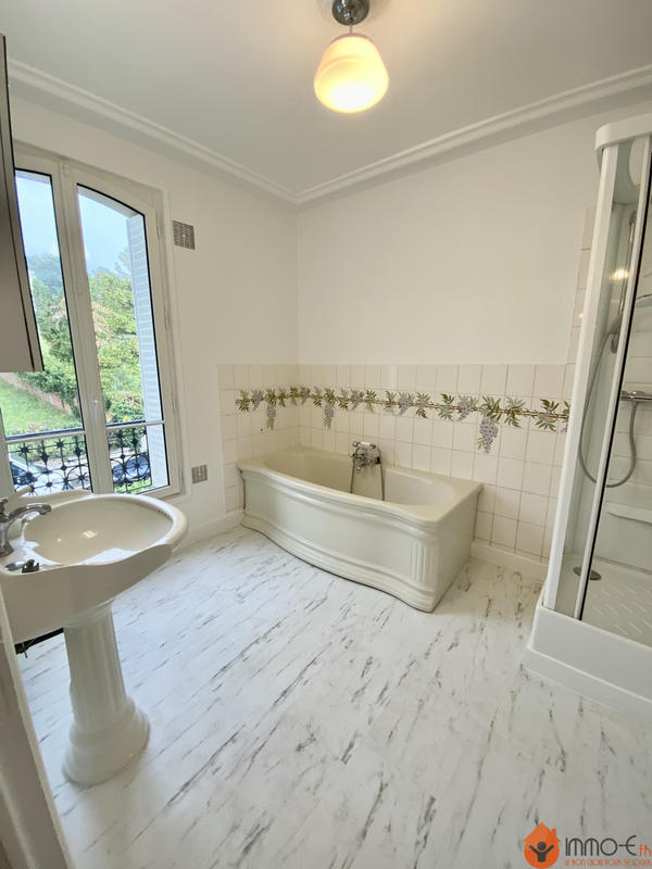 Maison - 130 m² - 7 pièces