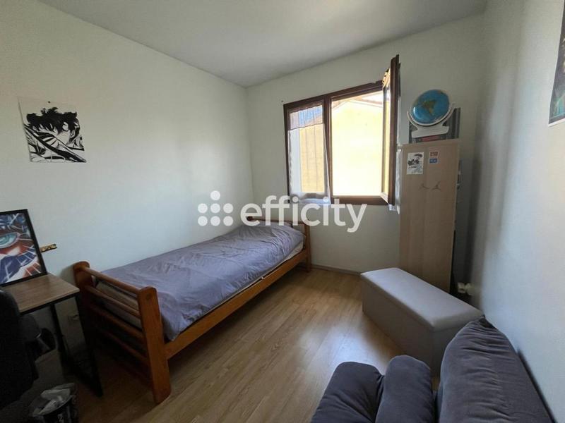 Pavillon - 90 m² - 4 pièces