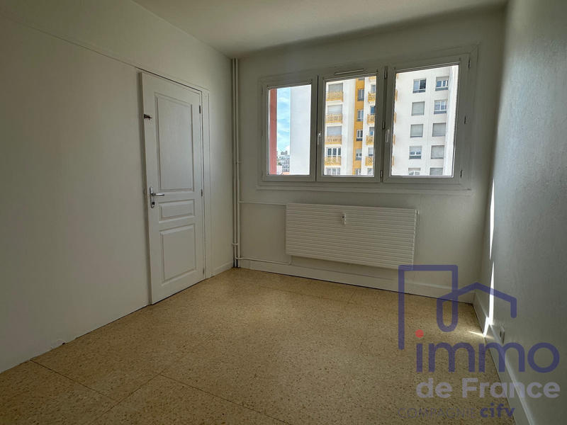 Appartement - 70 m² - 4 pièces