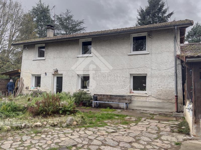 Maison - 210 m² - 5 pièces