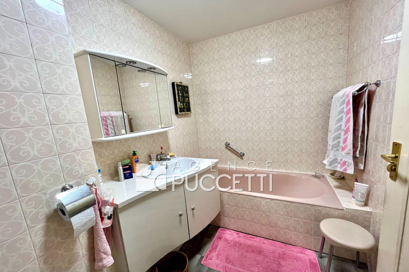 Appartement - 107 m² - 4 pièces