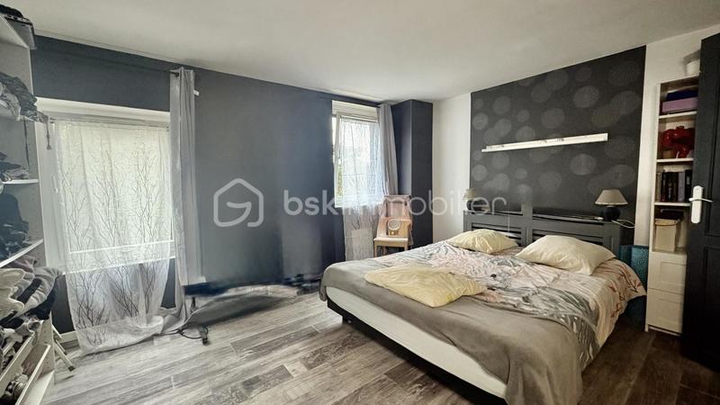 Maison traditionnelle - 98 m² - 5 pièces