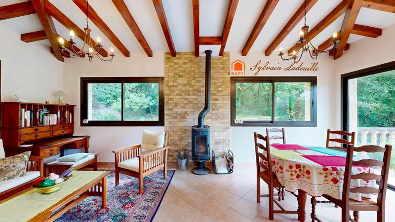 Maison - 142 m² - 5 pièces