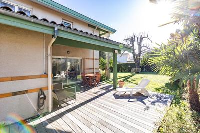 Maison - 161 m² - 6 pièces