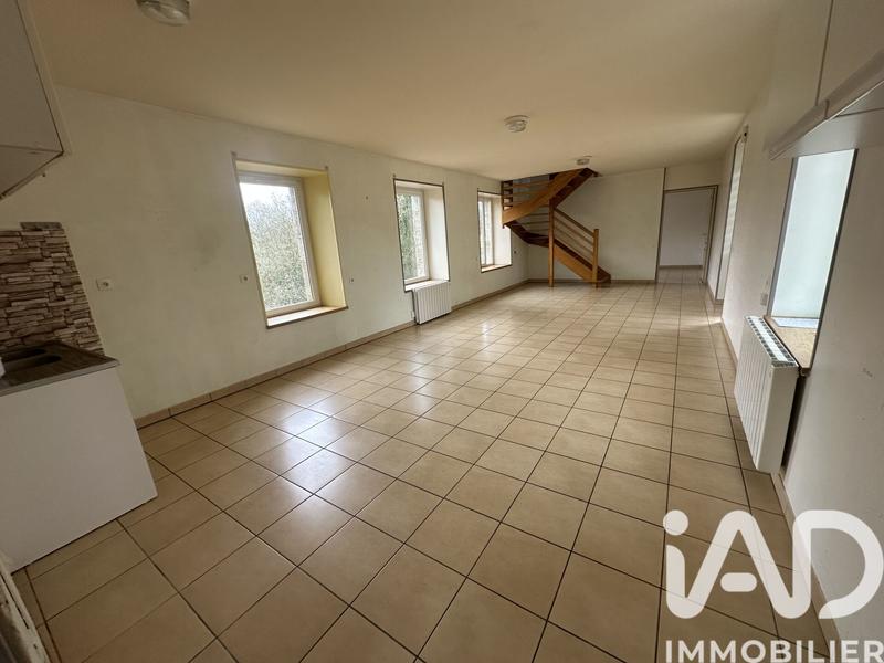 Maison - 90 m² - 5 pièces