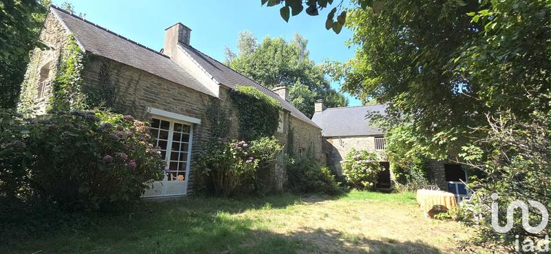 Maison - 250 m² - 10 pièces