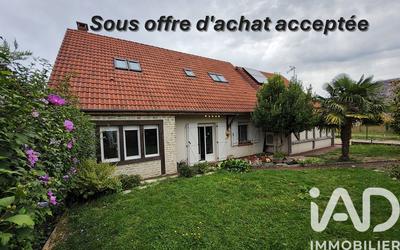 Maison - 233 m² - 9 pièces