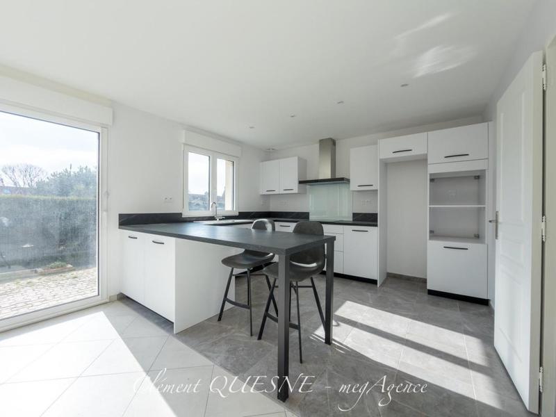 Maison - 90 m² - 4 pièces