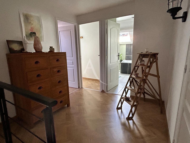 Maison - 136 m² - 5 pièces