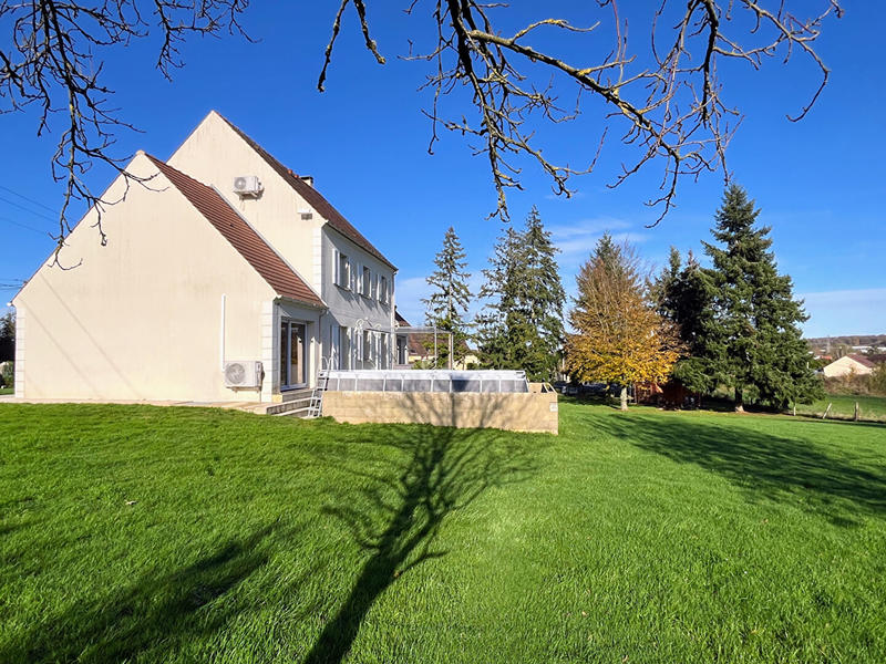 Maison - 160 m² - 6 pièces