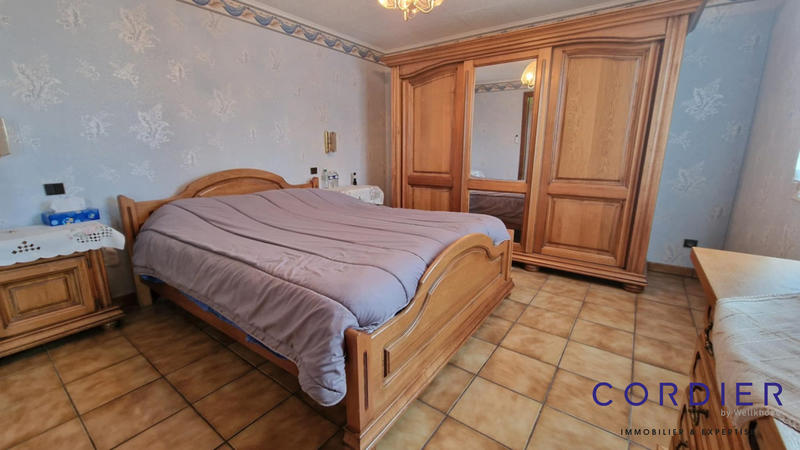 Maison - 115 m² - 6 pièces