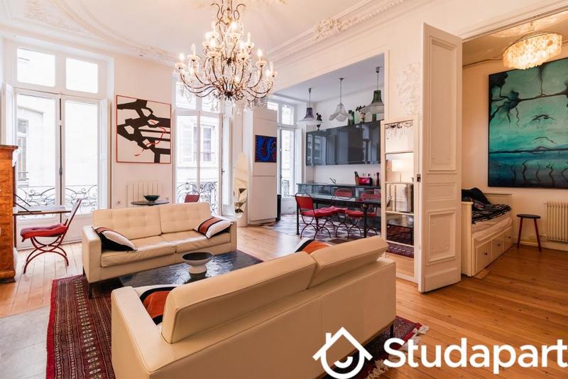 Appartement - 75 m² - 2 pièces