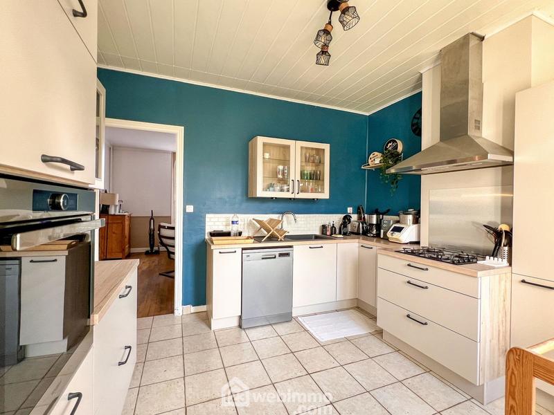 Maison - 170 m² - 8 pièces