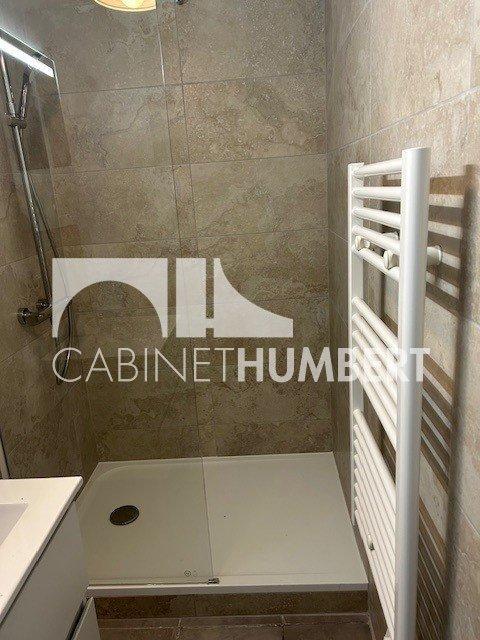 Studio - 25 m² - 1 pièce