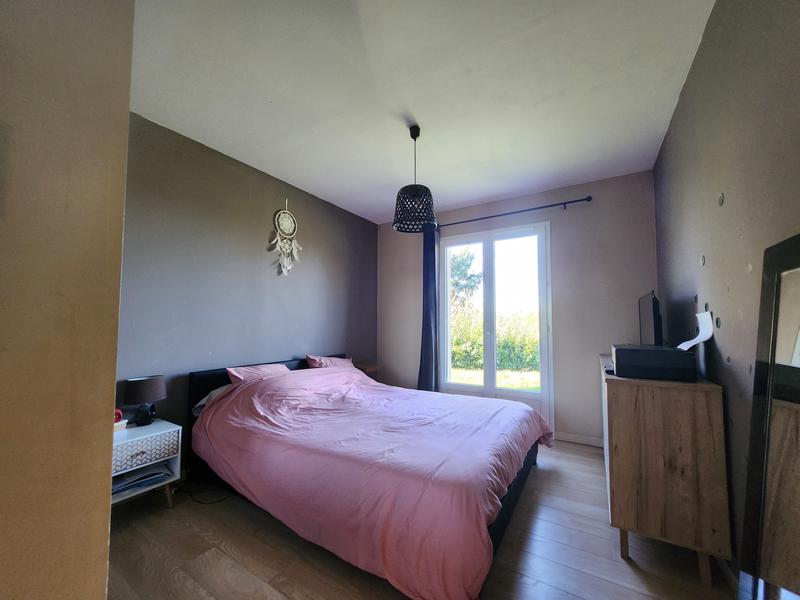 Maison - 95 m² - 5 pièces