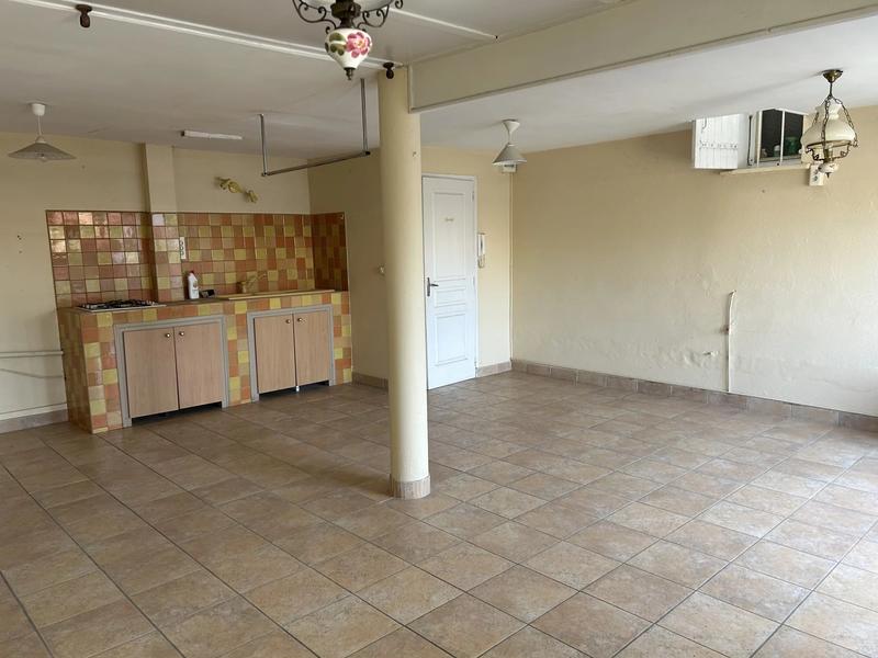 Appartement - 145 m² - 5 pièces